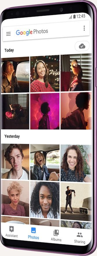 Galaxy S9+ displaying Google Photos GUI