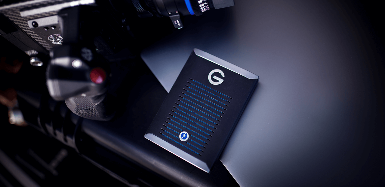 Драйв мобайл. G-Drive mobile Pro SSD. G-Drive mobile Pro SSD 16tb. Мобильный привод Excor® mobile Drive System. ISOLOG 3d mobile Pro.