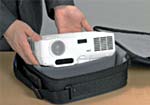 Direct power off function makes it possible to put the
projector away very quickly