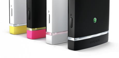 Transparent elements, coloured bottom caps - personalise the Xperia U Android smartphone.
