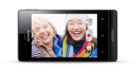 Xperia Miro sharing messages has never been easier